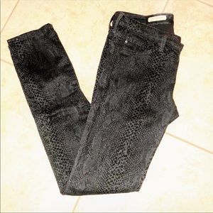 AG BLACK JEANS